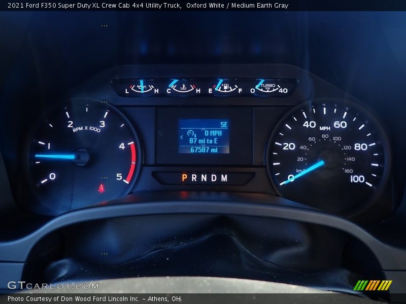 Oxford White / Medium Earth Gray 2021 Ford F350 Super Duty XL Crew Cab 4x4 Utility Truck