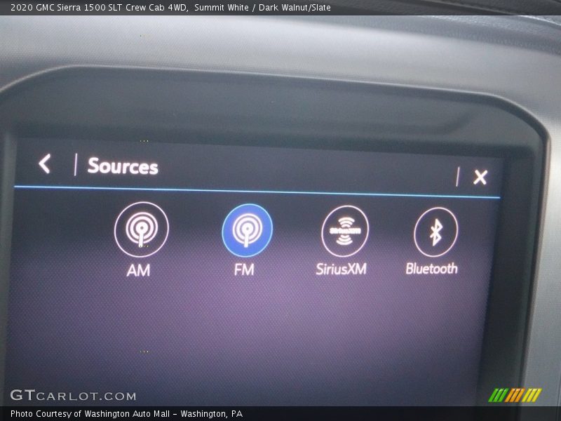 Summit White / Dark Walnut/Slate 2020 GMC Sierra 1500 SLT Crew Cab 4WD