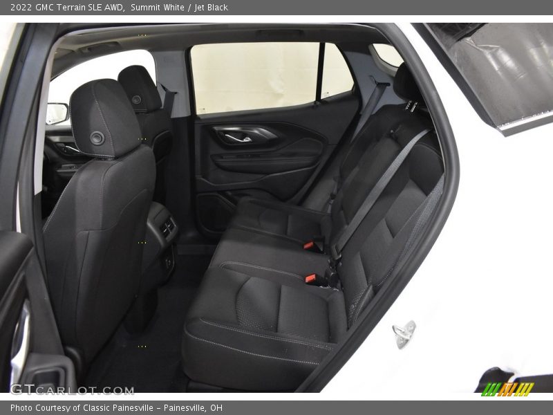 Summit White / Jet Black 2022 GMC Terrain SLE AWD