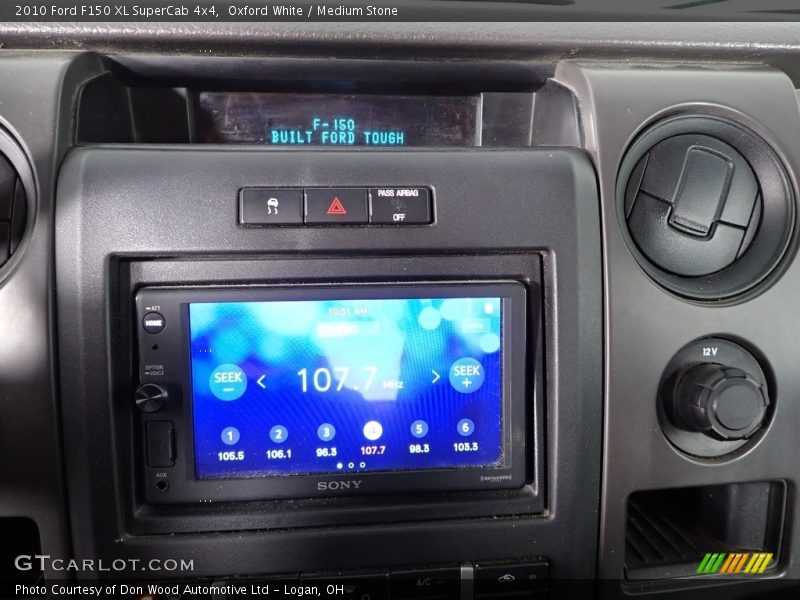 Oxford White / Medium Stone 2010 Ford F150 XL SuperCab 4x4