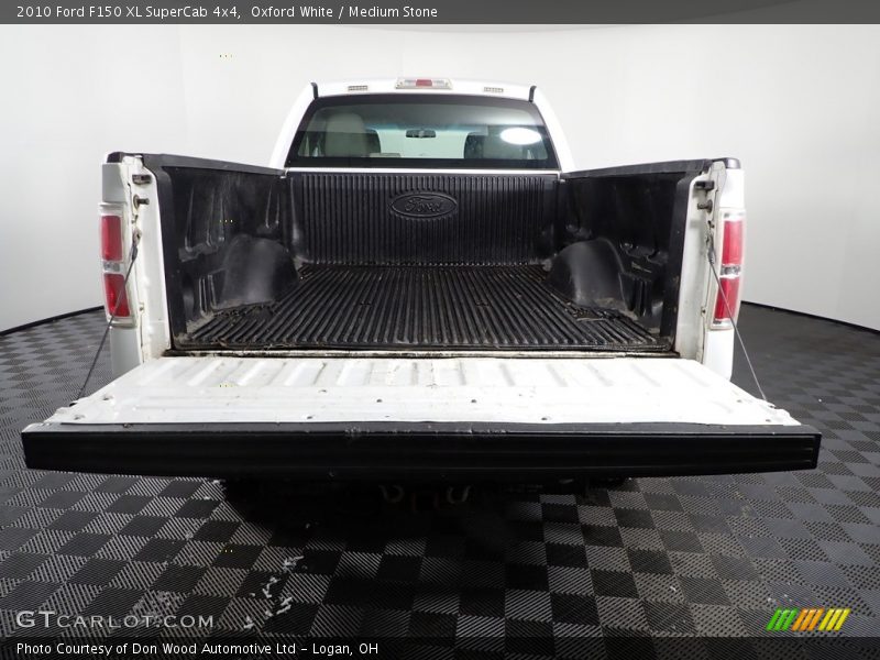 Oxford White / Medium Stone 2010 Ford F150 XL SuperCab 4x4
