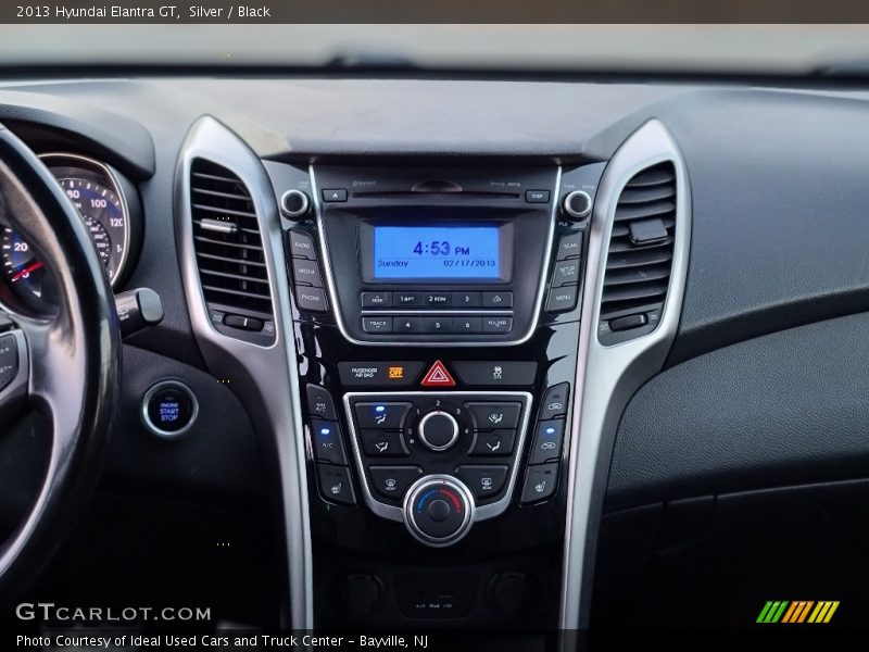 Silver / Black 2013 Hyundai Elantra GT