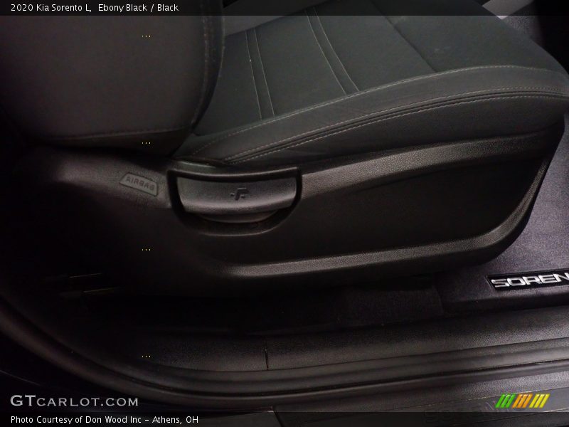 Ebony Black / Black 2020 Kia Sorento L