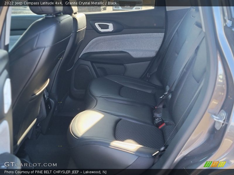 Granite Crystal Metallic / Black 2022 Jeep Compass Latitude 4x4