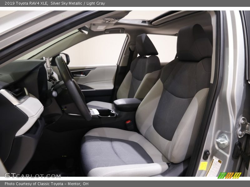 Silver Sky Metallic / Light Gray 2019 Toyota RAV4 XLE