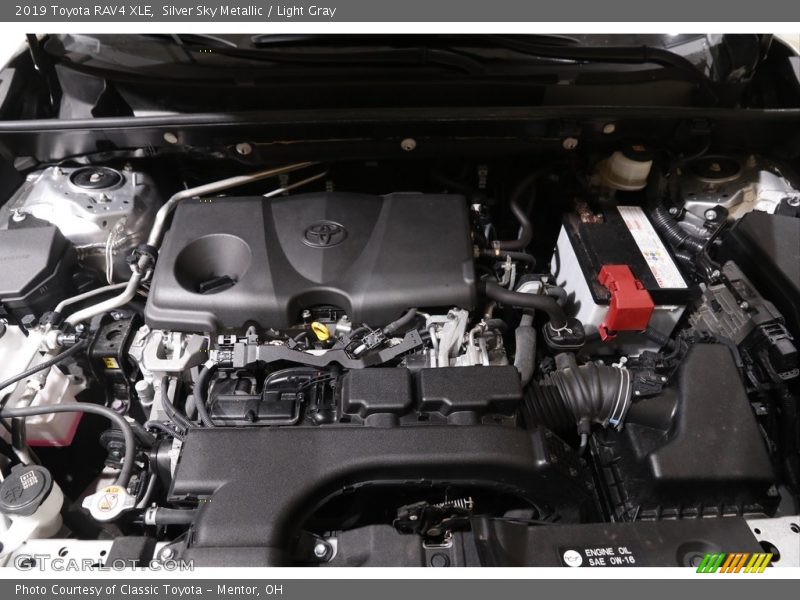 Silver Sky Metallic / Light Gray 2019 Toyota RAV4 XLE