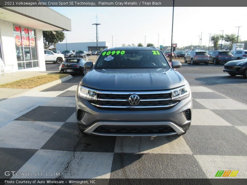 Platinum Gray Metallic / Titan Black 2021 Volkswagen Atlas Cross Sport SE Technology