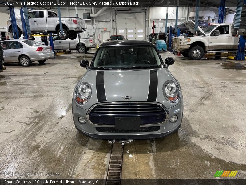 Moonwalk Grey Metallic / Carbon Black 2017 Mini Hardtop Cooper 2 Door