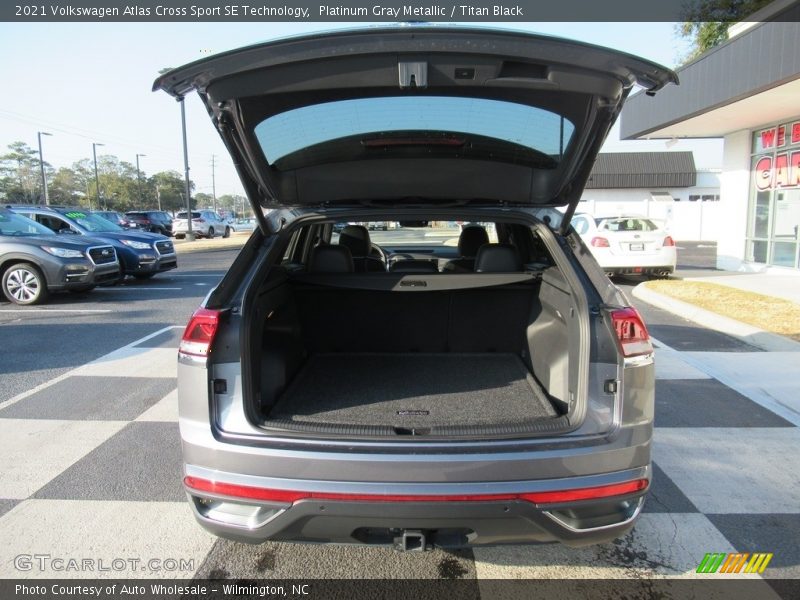 Platinum Gray Metallic / Titan Black 2021 Volkswagen Atlas Cross Sport SE Technology