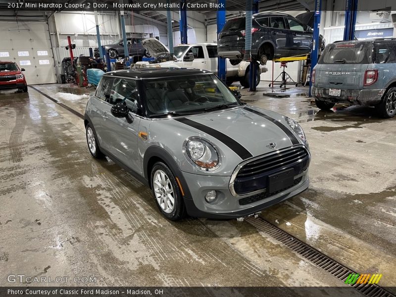 Moonwalk Grey Metallic / Carbon Black 2017 Mini Hardtop Cooper 2 Door