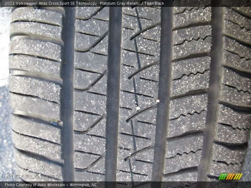 Platinum Gray Metallic / Titan Black 2021 Volkswagen Atlas Cross Sport SE Technology
