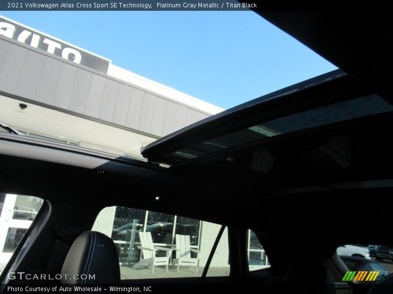 Platinum Gray Metallic / Titan Black 2021 Volkswagen Atlas Cross Sport SE Technology