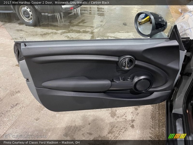 Moonwalk Grey Metallic / Carbon Black 2017 Mini Hardtop Cooper 2 Door