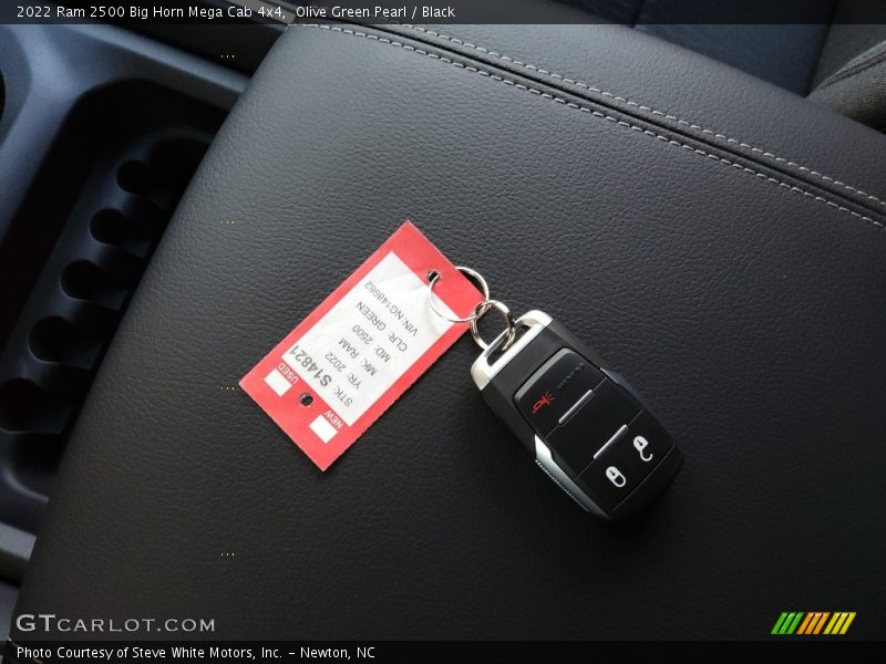 Keys of 2022 2500 Big Horn Mega Cab 4x4
