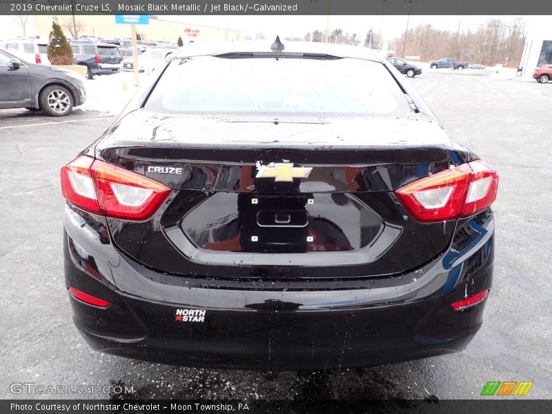 Mosaic Black Metallic / Jet Black/­Galvanized 2019 Chevrolet Cruze LS