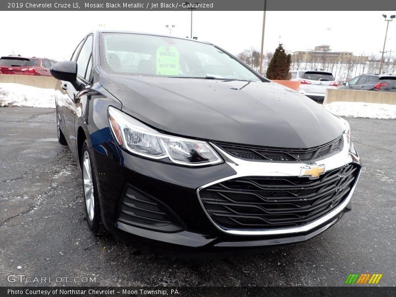 Mosaic Black Metallic / Jet Black/­Galvanized 2019 Chevrolet Cruze LS