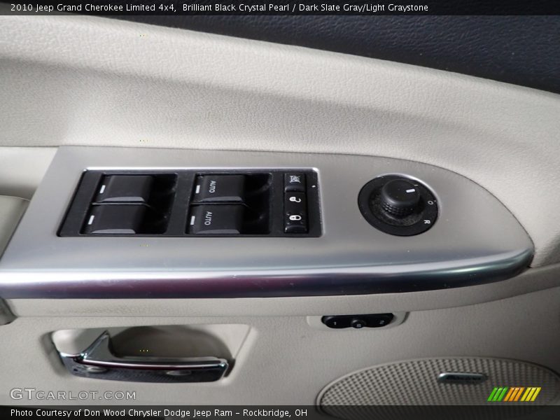 Brilliant Black Crystal Pearl / Dark Slate Gray/Light Graystone 2010 Jeep Grand Cherokee Limited 4x4