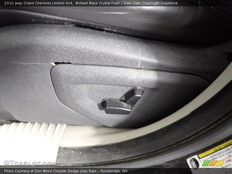 Brilliant Black Crystal Pearl / Dark Slate Gray/Light Graystone 2010 Jeep Grand Cherokee Limited 4x4