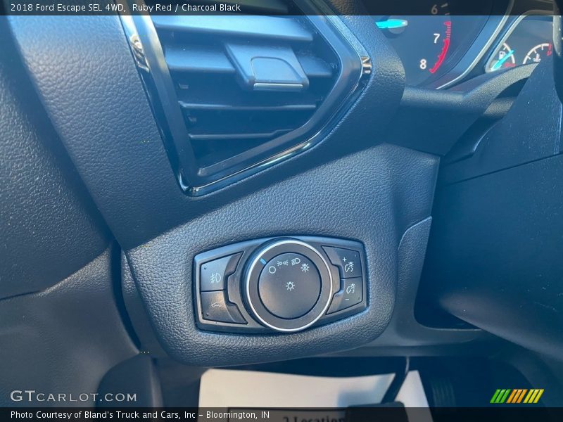 Ruby Red / Charcoal Black 2018 Ford Escape SEL 4WD