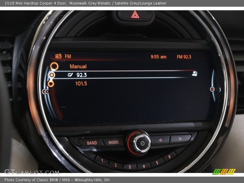 Moonwalk Grey Metallic / Satellite Grey/Lounge Leather 2018 Mini Hardtop Cooper 4 Door