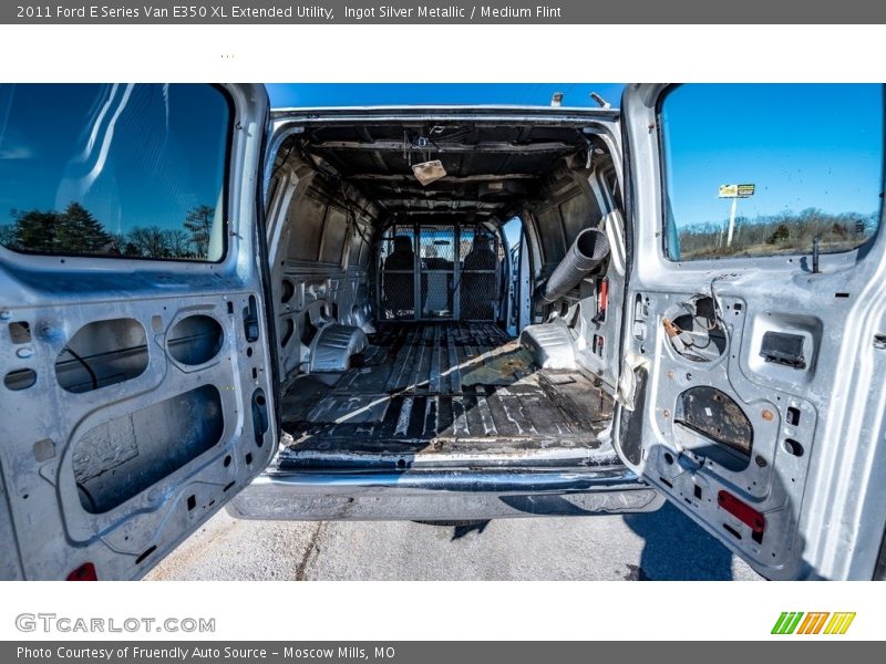 Ingot Silver Metallic / Medium Flint 2011 Ford E Series Van E350 XL Extended Utility