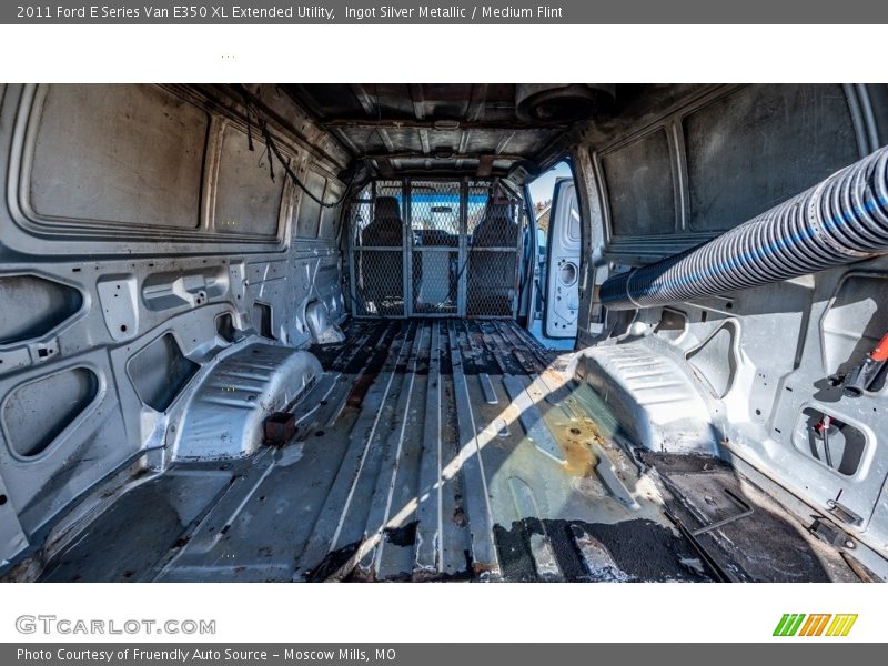 Ingot Silver Metallic / Medium Flint 2011 Ford E Series Van E350 XL Extended Utility