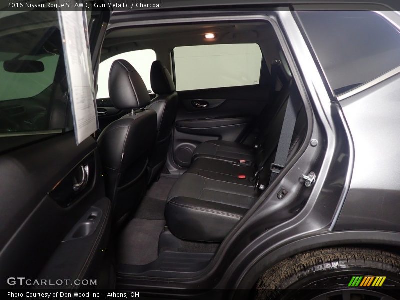 Gun Metallic / Charcoal 2016 Nissan Rogue SL AWD