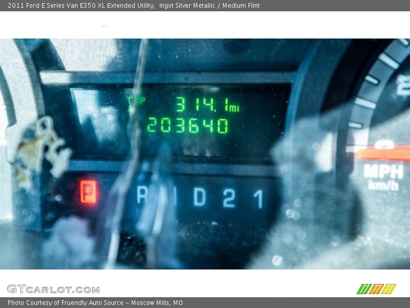 Ingot Silver Metallic / Medium Flint 2011 Ford E Series Van E350 XL Extended Utility