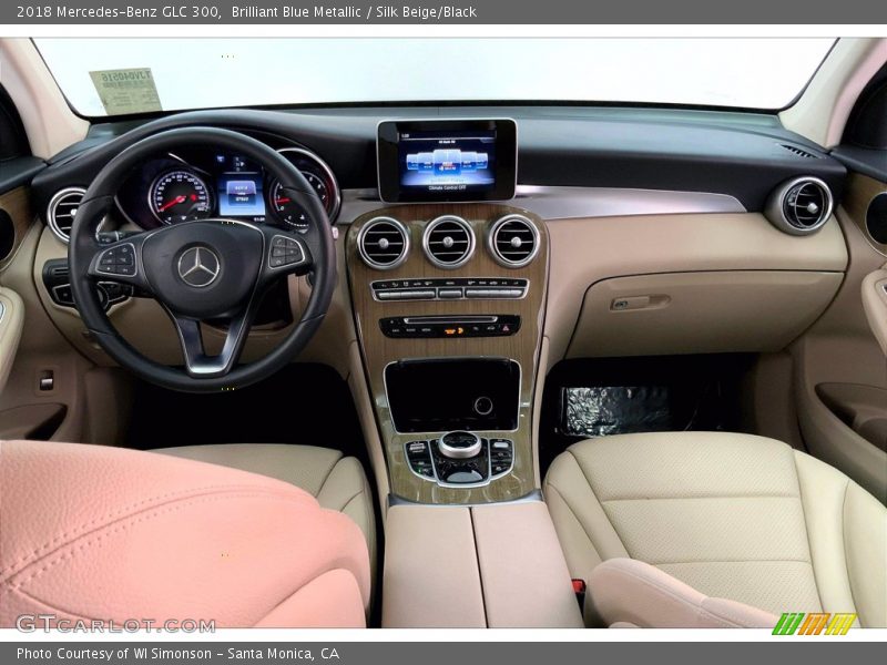Brilliant Blue Metallic / Silk Beige/Black 2018 Mercedes-Benz GLC 300