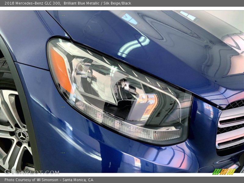 Brilliant Blue Metallic / Silk Beige/Black 2018 Mercedes-Benz GLC 300