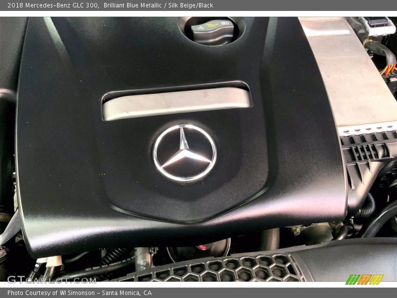 Brilliant Blue Metallic / Silk Beige/Black 2018 Mercedes-Benz GLC 300