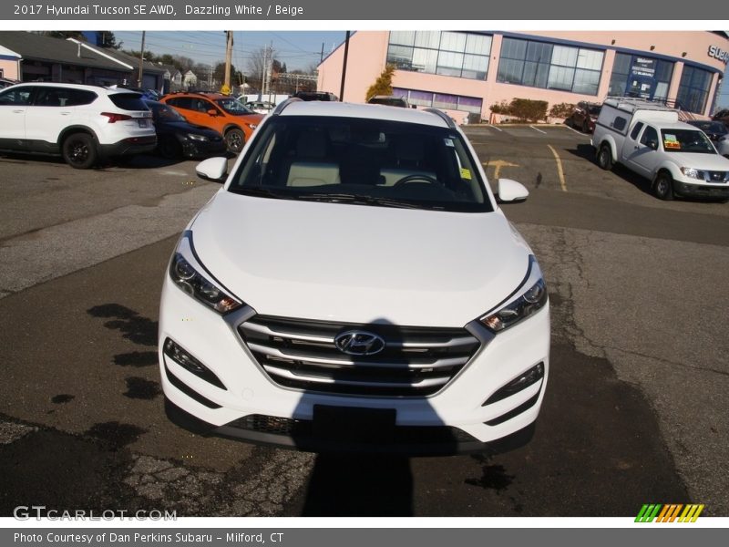 Dazzling White / Beige 2017 Hyundai Tucson SE AWD