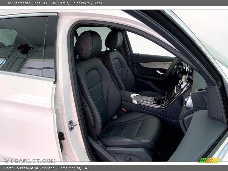Front Seat of 2022 GLC 300 4Matic