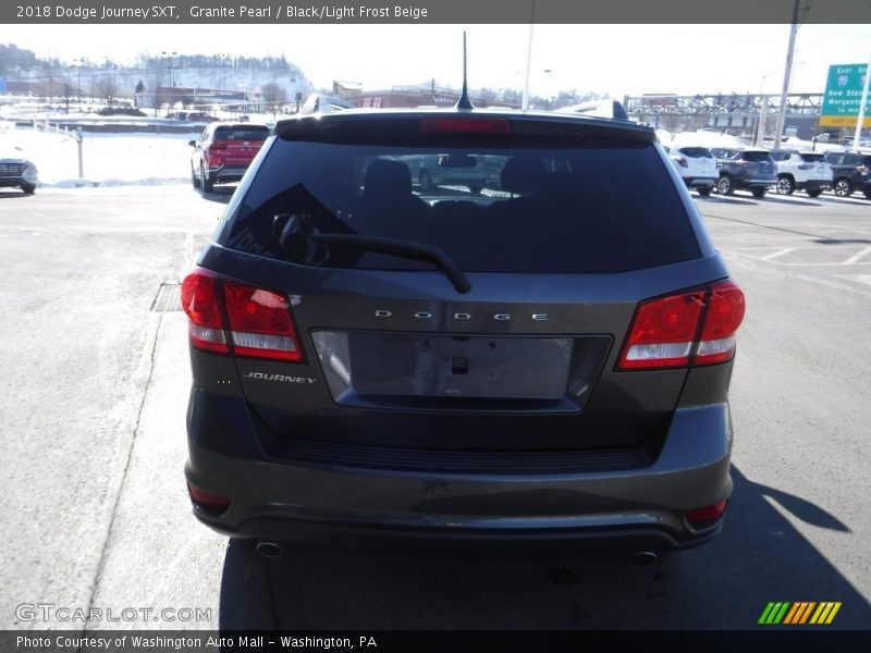 Granite Pearl / Black/Light Frost Beige 2018 Dodge Journey SXT