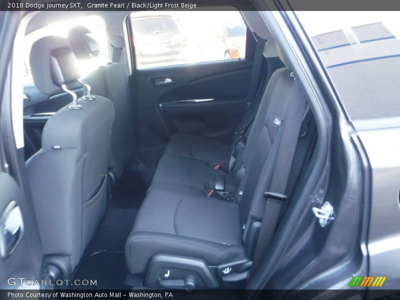 Granite Pearl / Black/Light Frost Beige 2018 Dodge Journey SXT