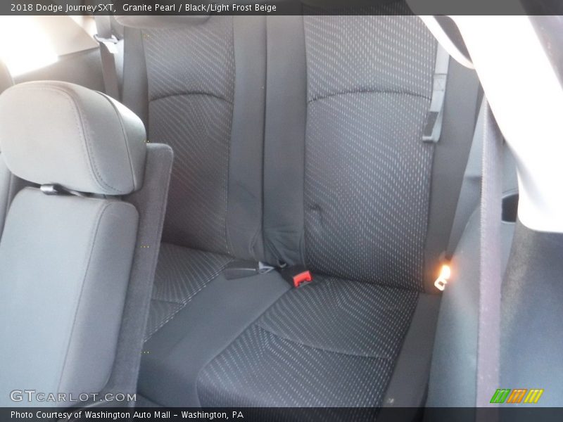 Granite Pearl / Black/Light Frost Beige 2018 Dodge Journey SXT