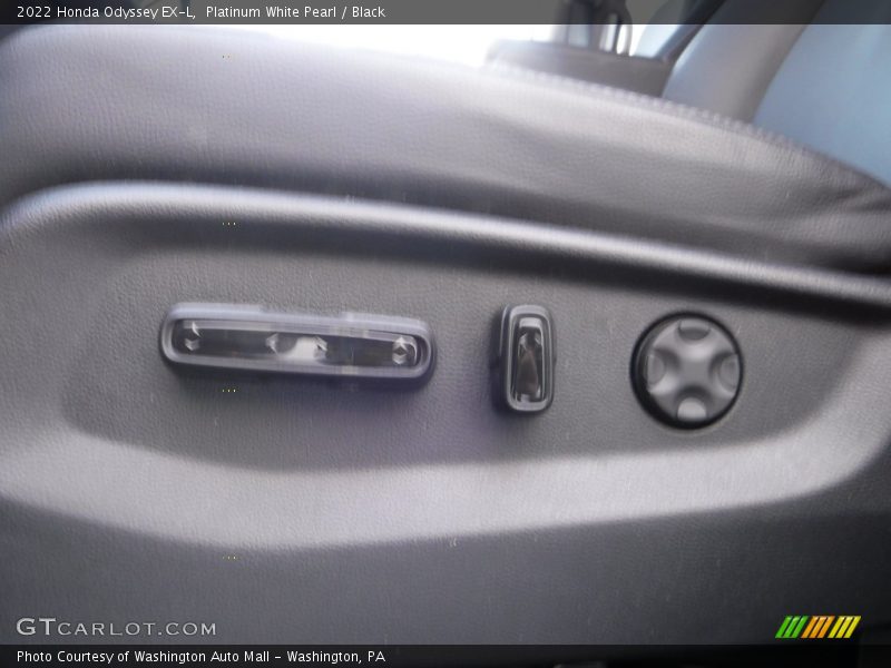 Platinum White Pearl / Black 2022 Honda Odyssey EX-L