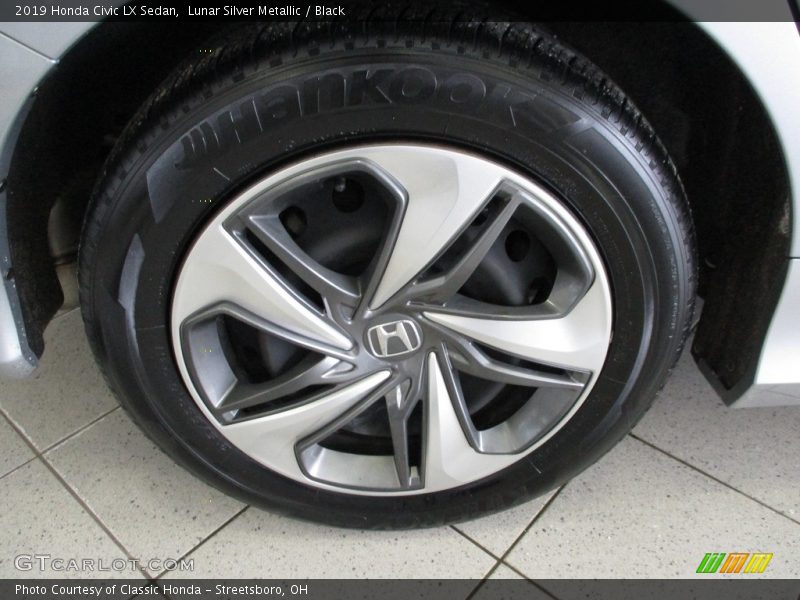 Lunar Silver Metallic / Black 2019 Honda Civic LX Sedan