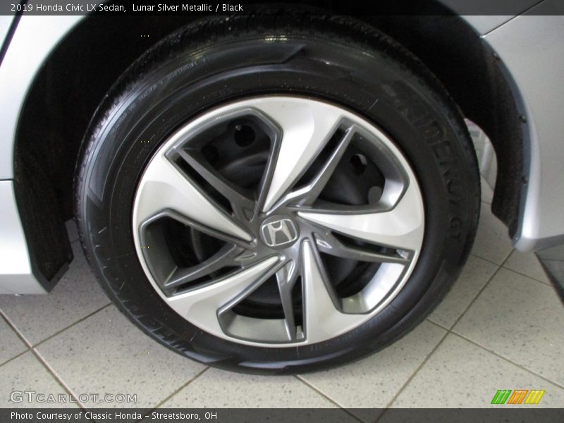 Lunar Silver Metallic / Black 2019 Honda Civic LX Sedan