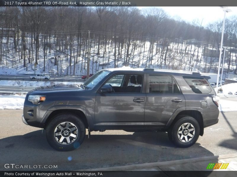 Magnetic Gray Metallic / Black 2017 Toyota 4Runner TRD Off-Road 4x4