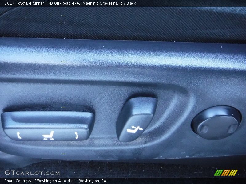 Magnetic Gray Metallic / Black 2017 Toyota 4Runner TRD Off-Road 4x4