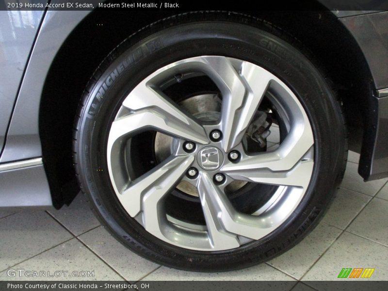Modern Steel Metallic / Black 2019 Honda Accord EX Sedan