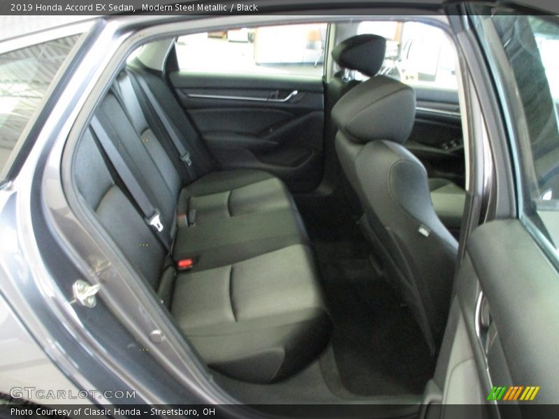 Modern Steel Metallic / Black 2019 Honda Accord EX Sedan