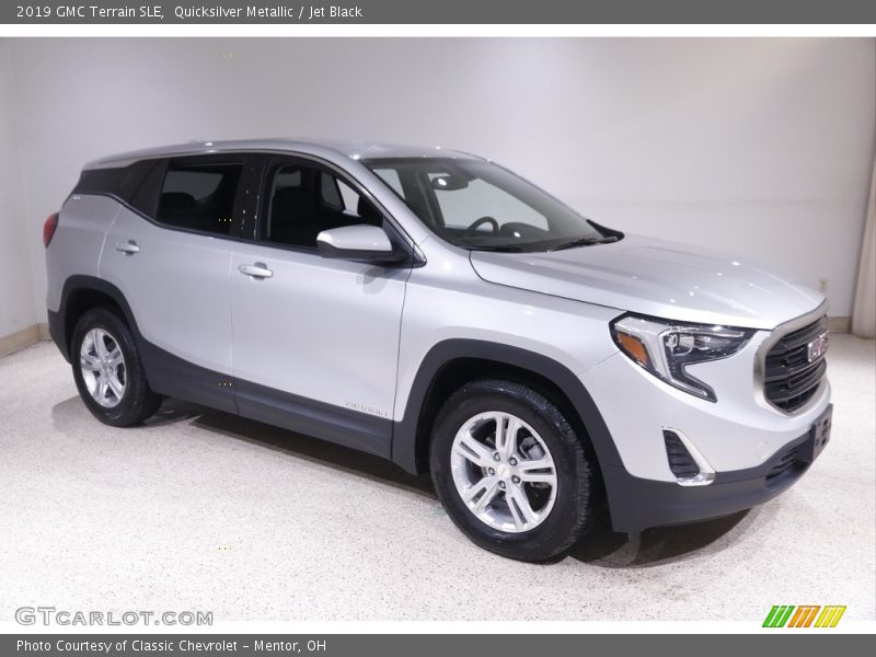 Quicksilver Metallic / Jet Black 2019 GMC Terrain SLE