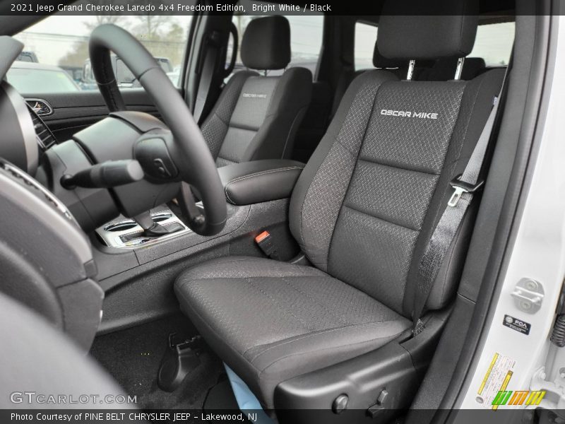 Bright White / Black 2021 Jeep Grand Cherokee Laredo 4x4 Freedom Edition
