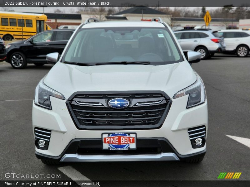 Crystal White Pearl / Black 2022 Subaru Forester Touring
