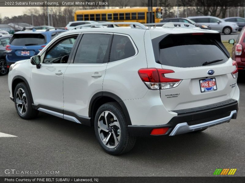 Crystal White Pearl / Black 2022 Subaru Forester Touring
