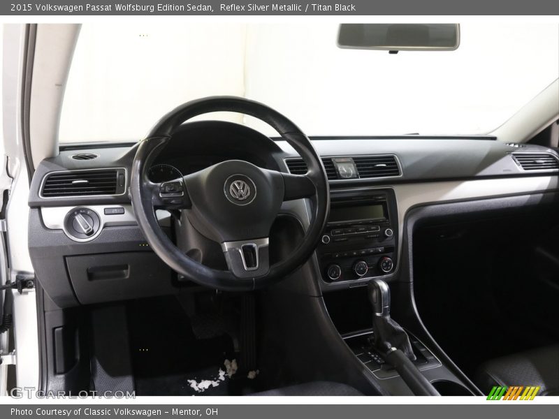 Reflex Silver Metallic / Titan Black 2015 Volkswagen Passat Wolfsburg Edition Sedan