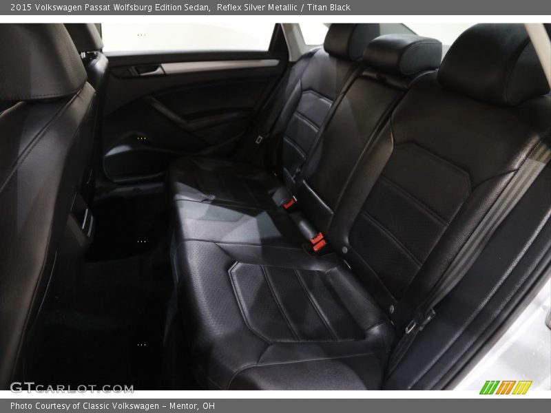 Reflex Silver Metallic / Titan Black 2015 Volkswagen Passat Wolfsburg Edition Sedan