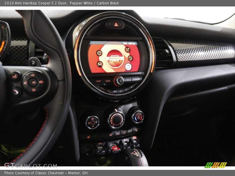 Pepper White / Carbon Black 2019 Mini Hardtop Cooper S 2 Door